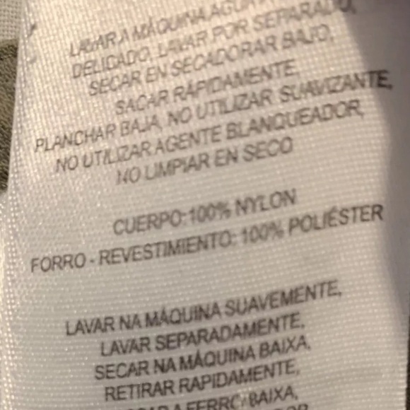 Columbia Titanium Sportswear Women's Tan Size 14 Cropped Capri Pants - Picture 5 of 6